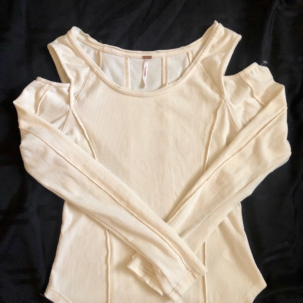 Free People Almost Famous Cold Shoulder Top Sz Small - Picture 2 of 7